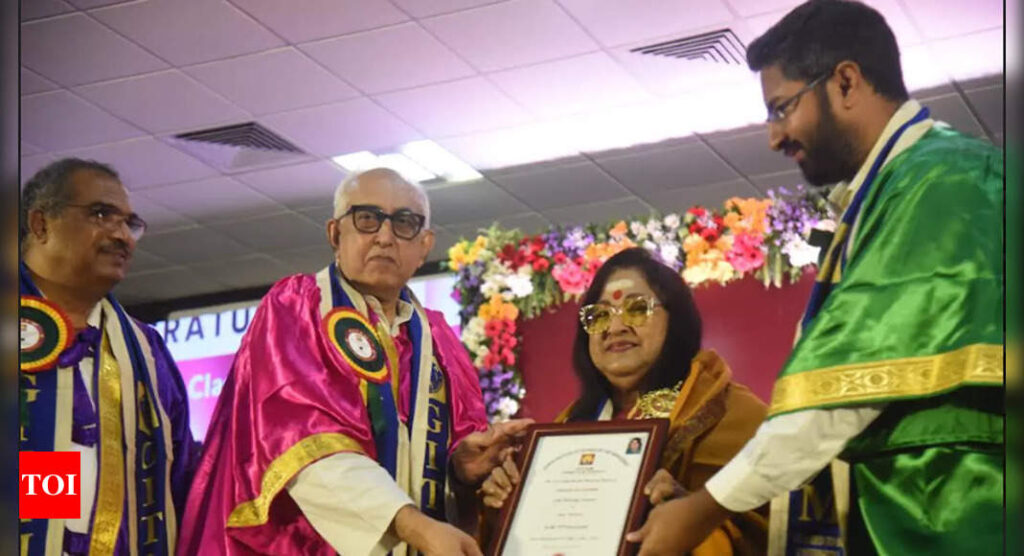 Gitam Convocation 2023: DST secretary calls for sustainable planet